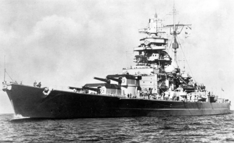 Tirpitz: Boj proti Hitlerově superlodi